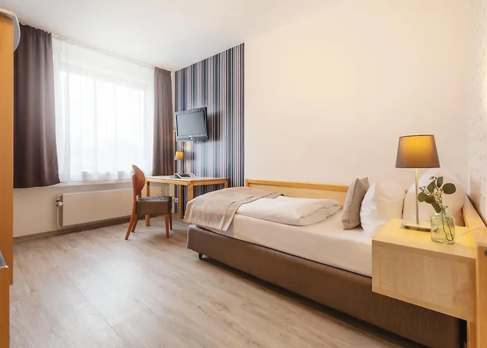 Garner Hotel Kiel - Akademie By Ihg
